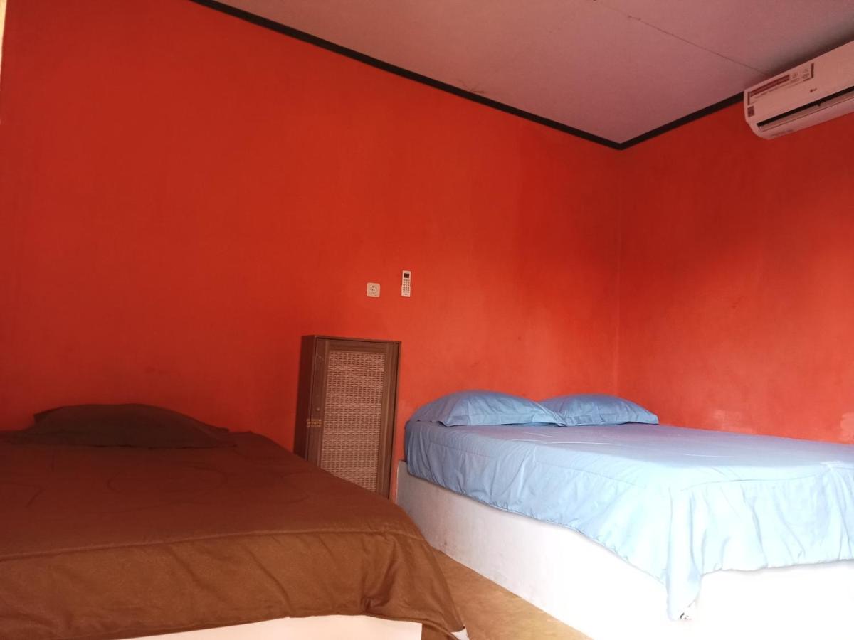 Perwita Homestay Kuta  Esterno foto
